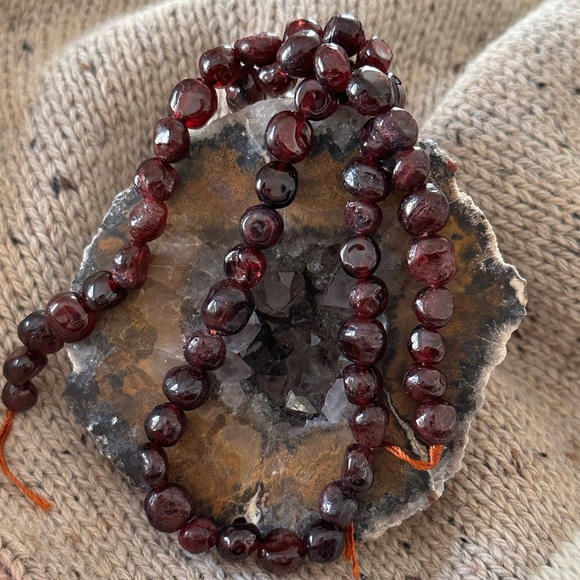 Genuine garnet loose beads jewelry making on string - Picture 5 of 6